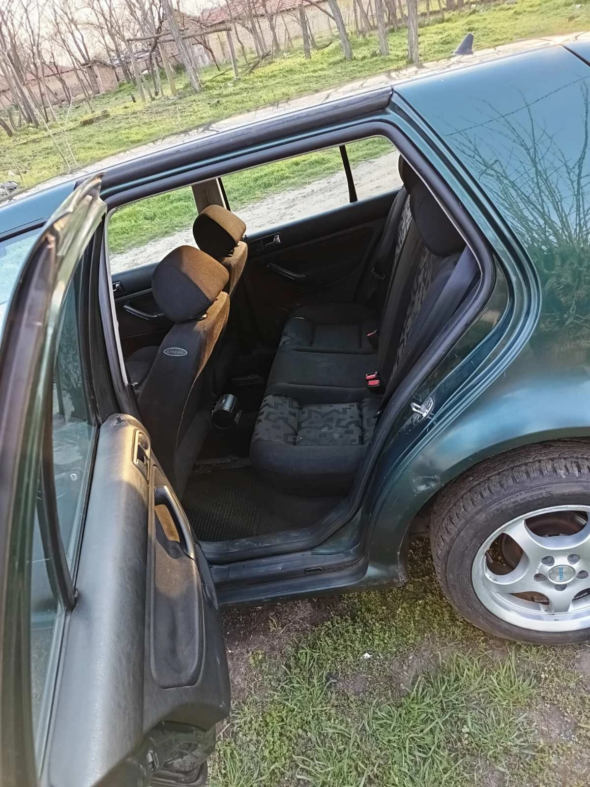 VW Golf 1.9 tdi 90hp - изображение 5