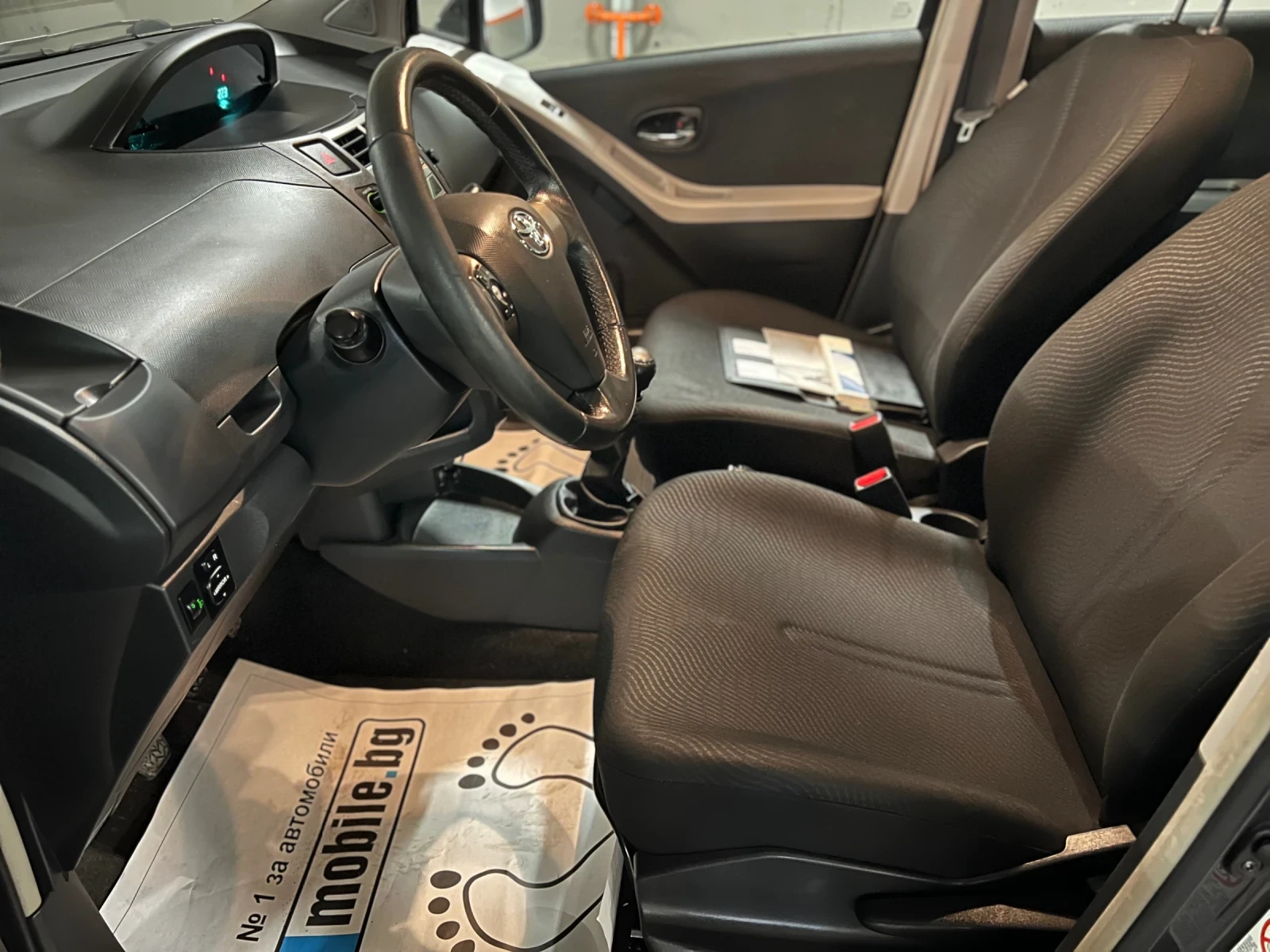 Toyota Yaris 1.33vvti-лизинг през Уникредит по 230лв - изображение 7