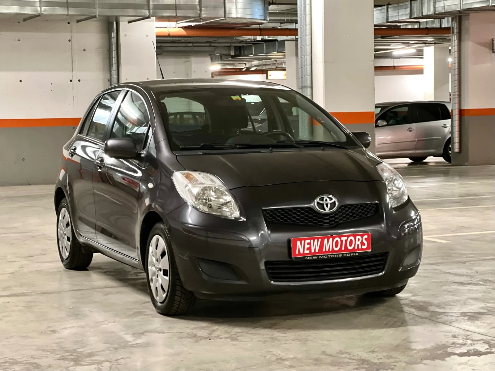 Toyota Yaris 1.33vvti-лизинг през Уникредит по 230лв - изображение 3