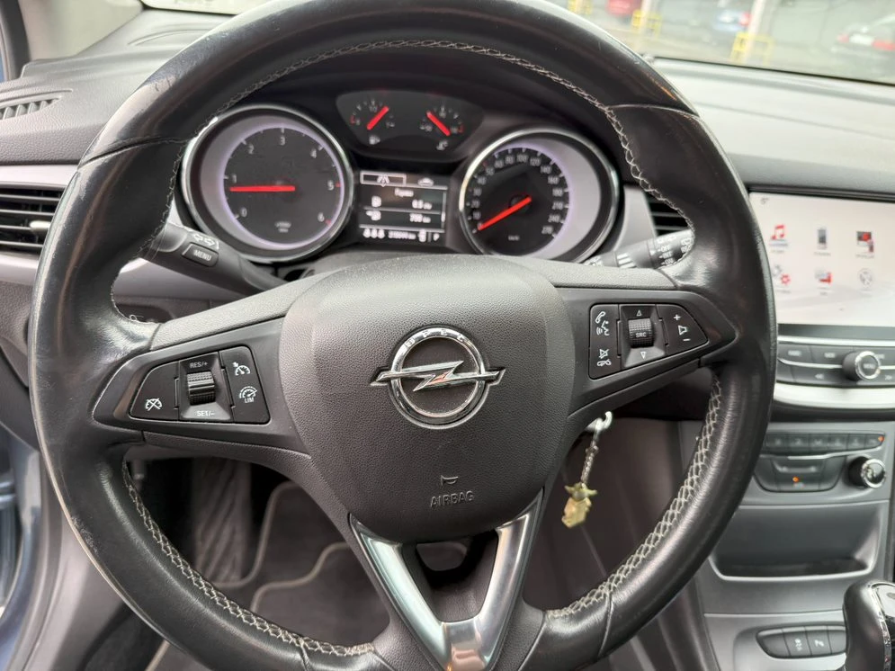 Opel Astra 1.6 CDTI 136 к.с. - изображение 9