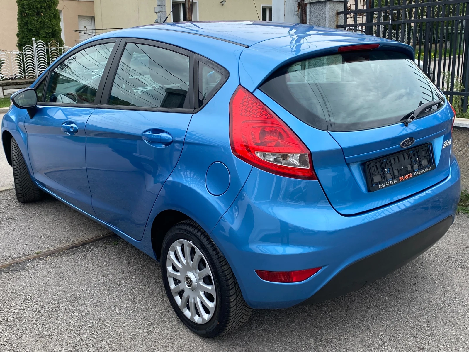 Ford Fiesta 1.4i 90k.s.-ГАЗ-150000км!!!EURO4!!-Климатик-2010г - изображение 4