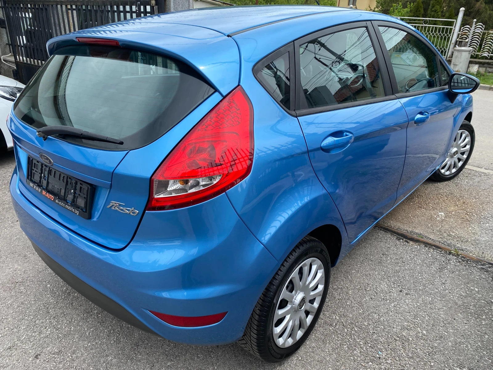 Ford Fiesta 1.4i 90k.s.-ГАЗ-150000км!!!EURO4!!-Климатик-2010г - изображение 6
