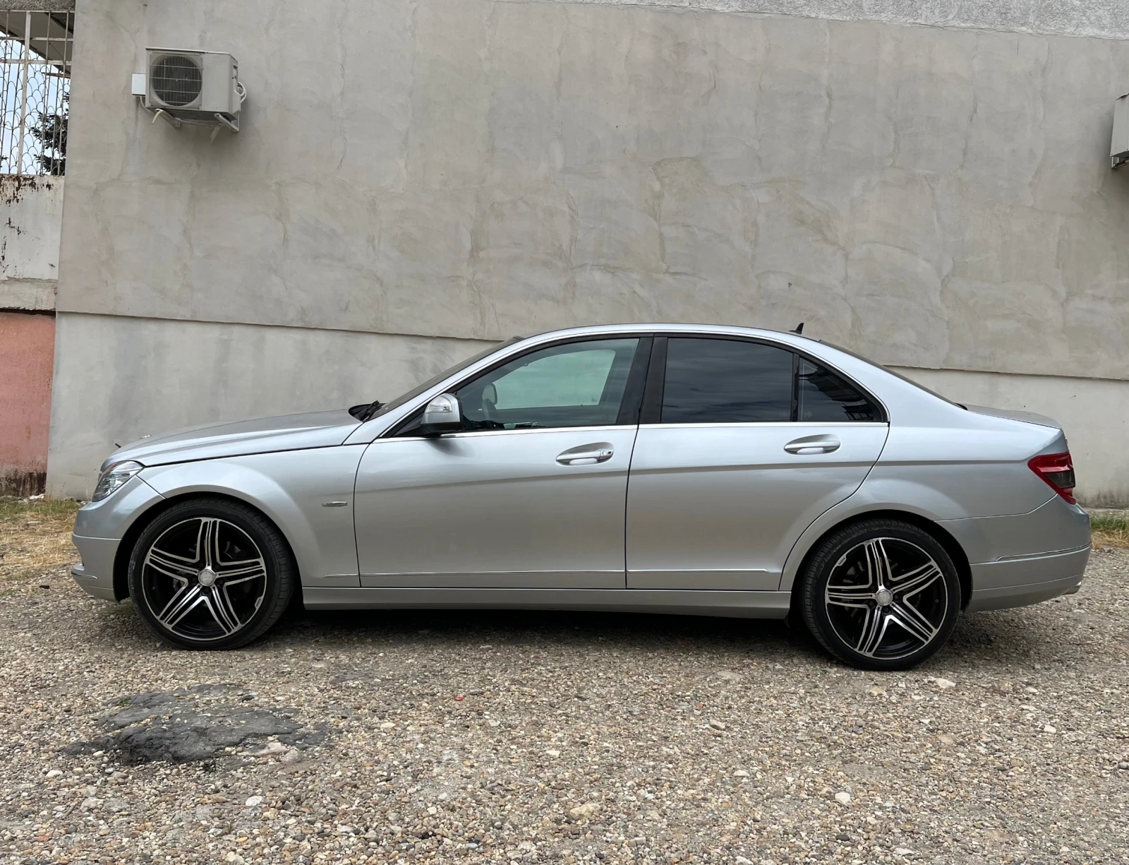 Mercedes-Benz C 220 AVANTGARDE - изображение 3