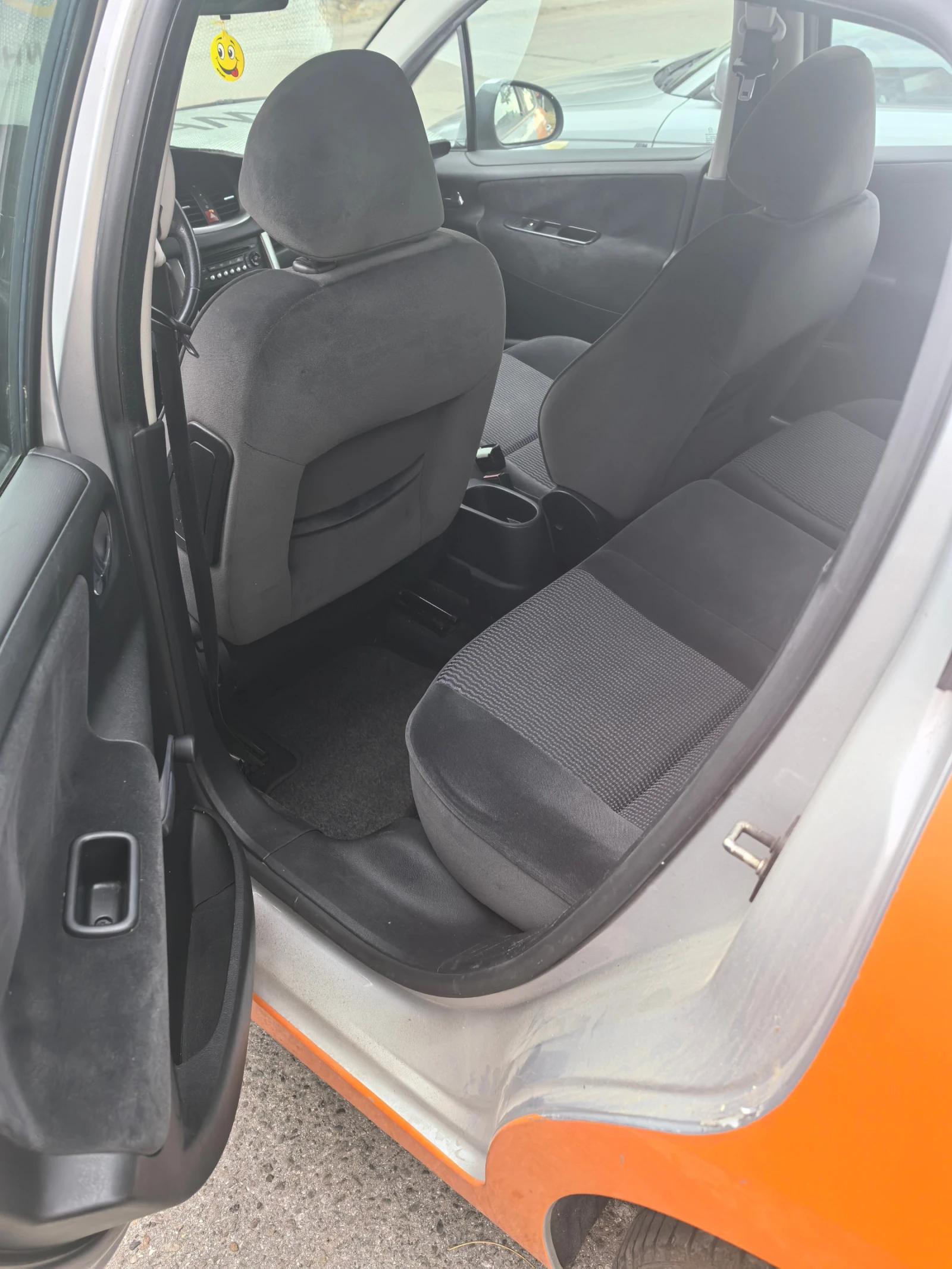 Peugeot 207 1.4 - изображение 8