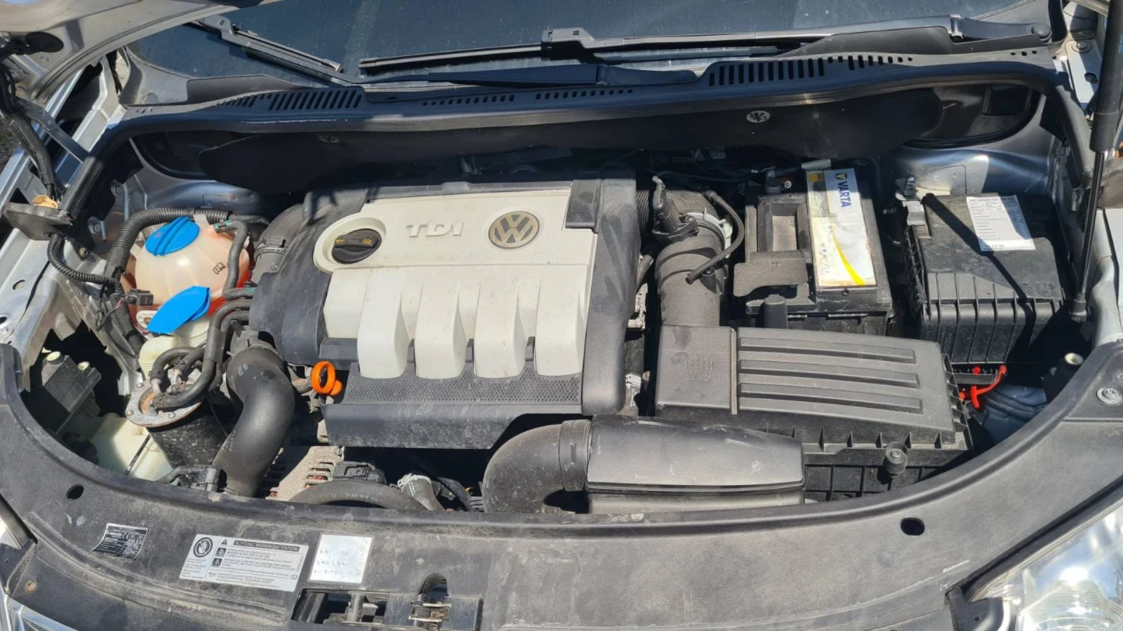 VW Touran 2.0 тди - изображение 3