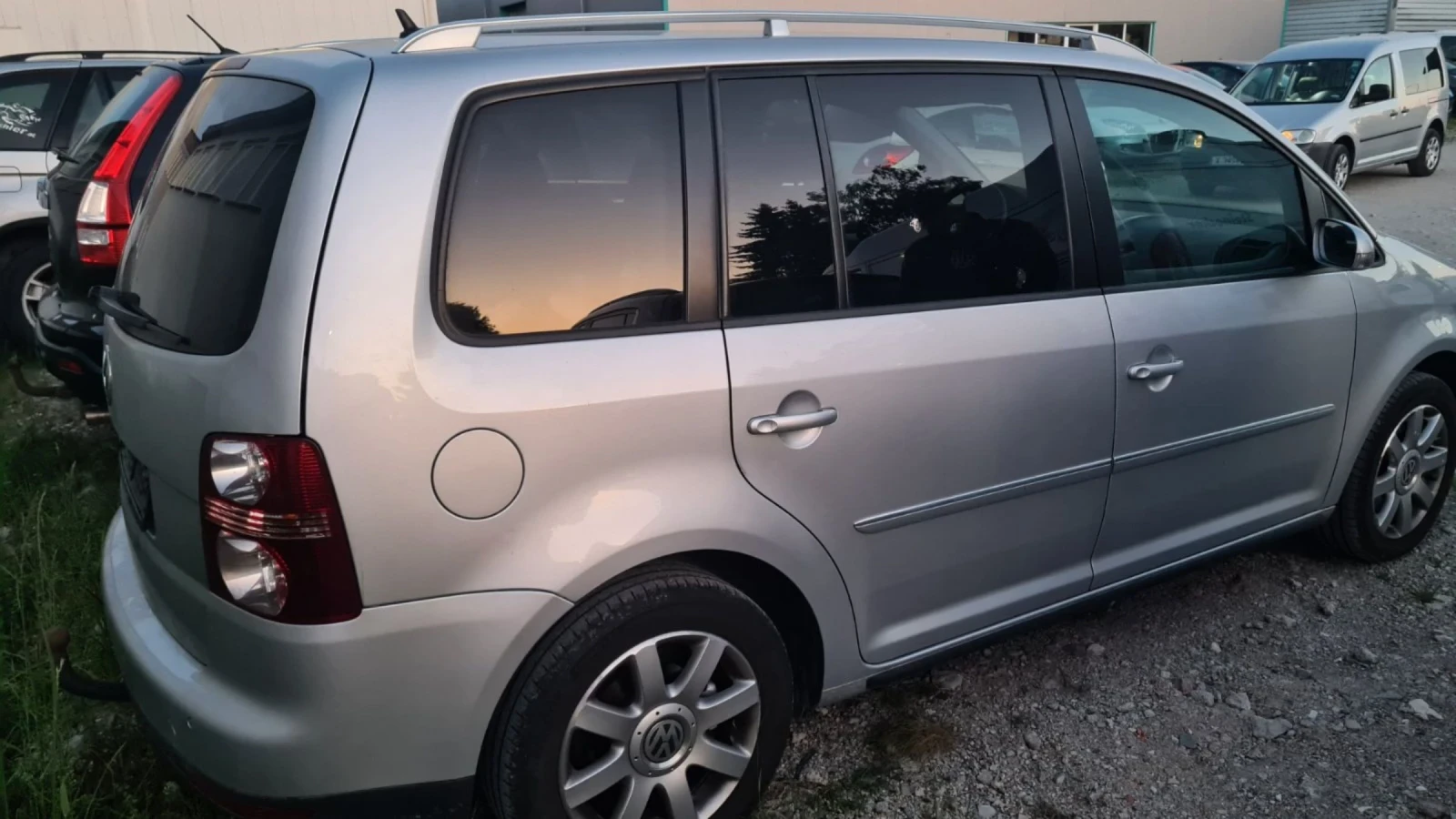 VW Touran 2.0 тди - изображение 5