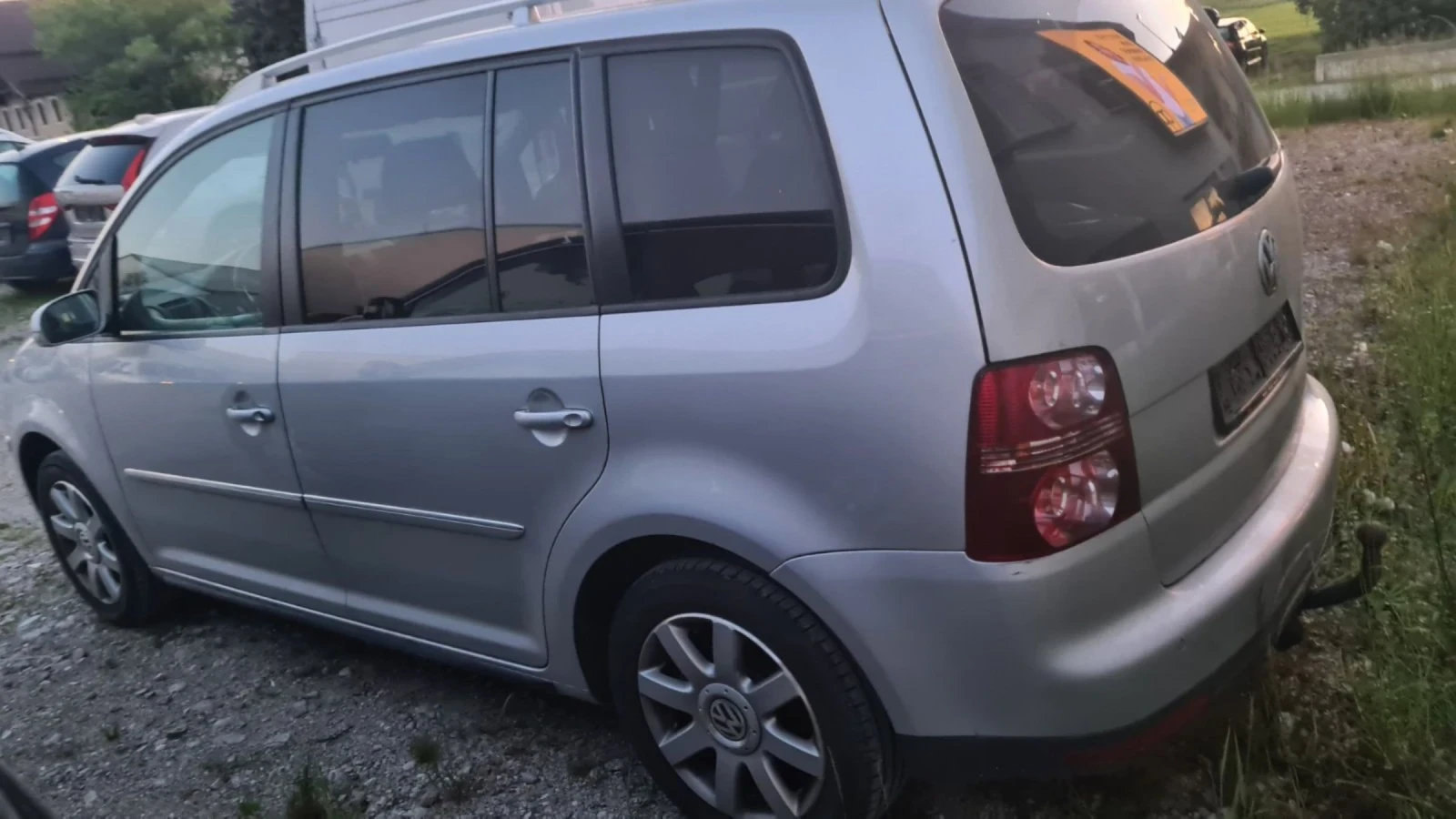 VW Touran 2.0 тди - изображение 4