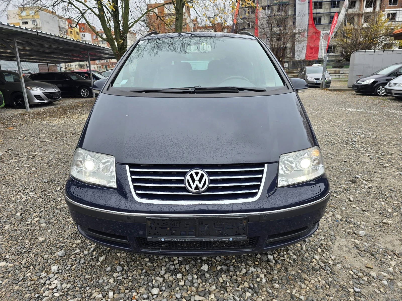 VW Sharan 1.9TDI BUSINESS  - изображение 2