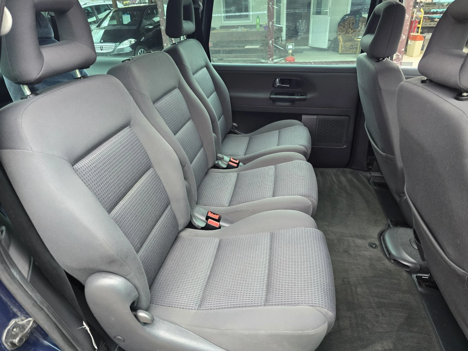 VW Sharan 1.9TDI BUSINESS  - изображение 9