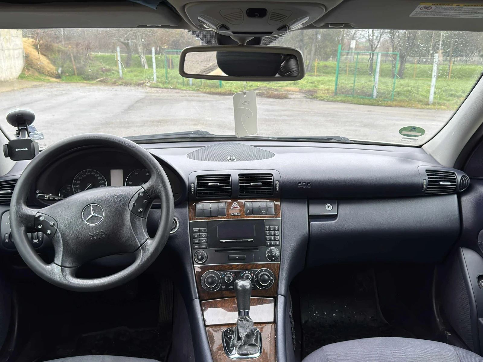 Mercedes-Benz C 220  - изображение 8