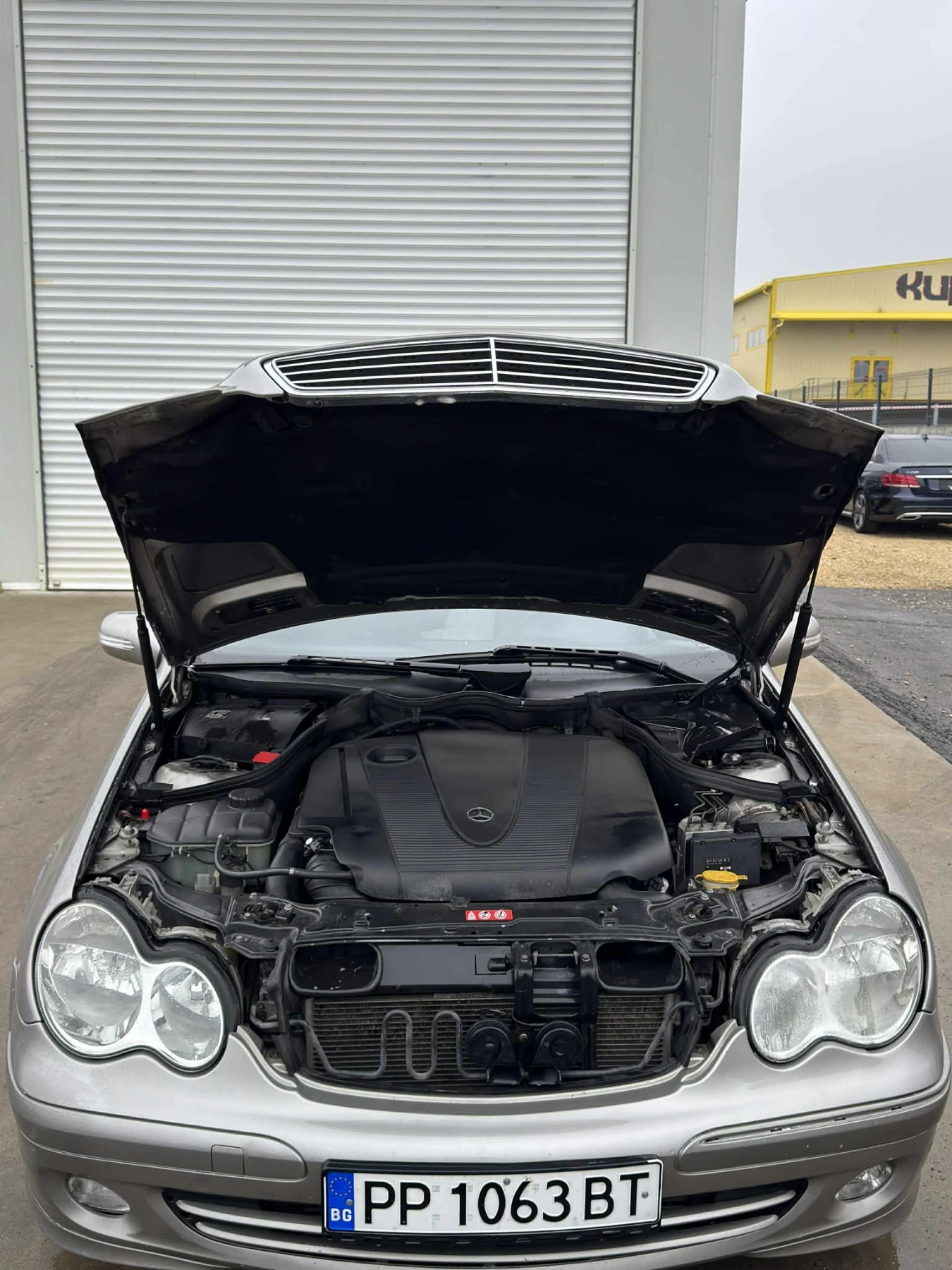 Mercedes-Benz C 220  - изображение 7