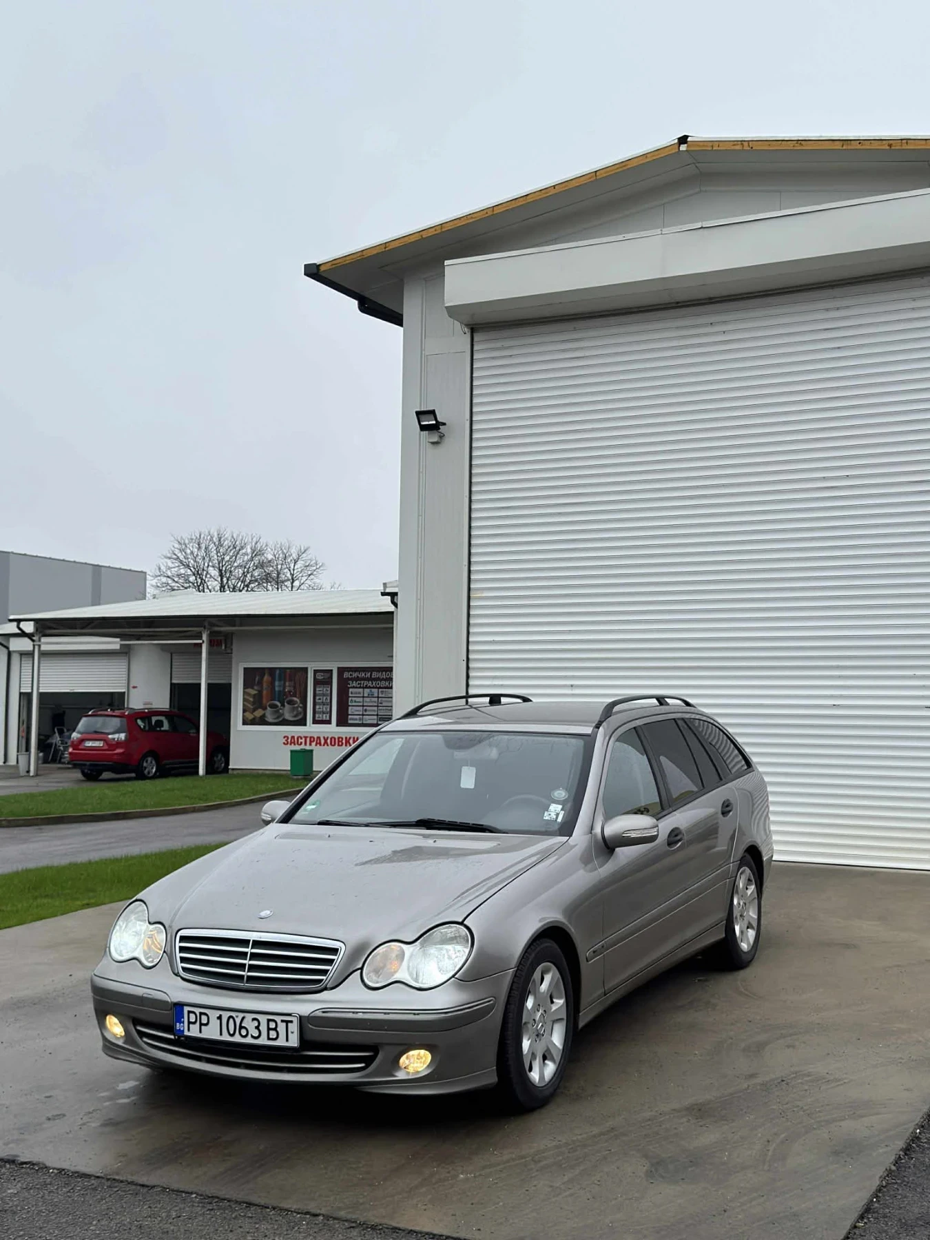 Mercedes-Benz C 220  - изображение 4