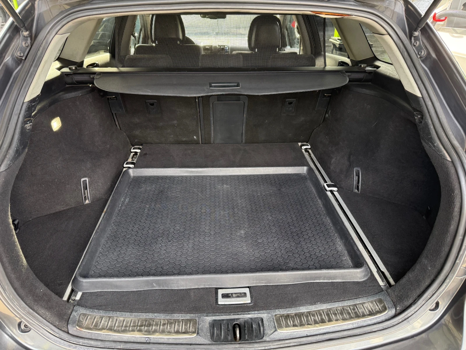 Toyota Avensis 2.2 D-CAT - изображение 10