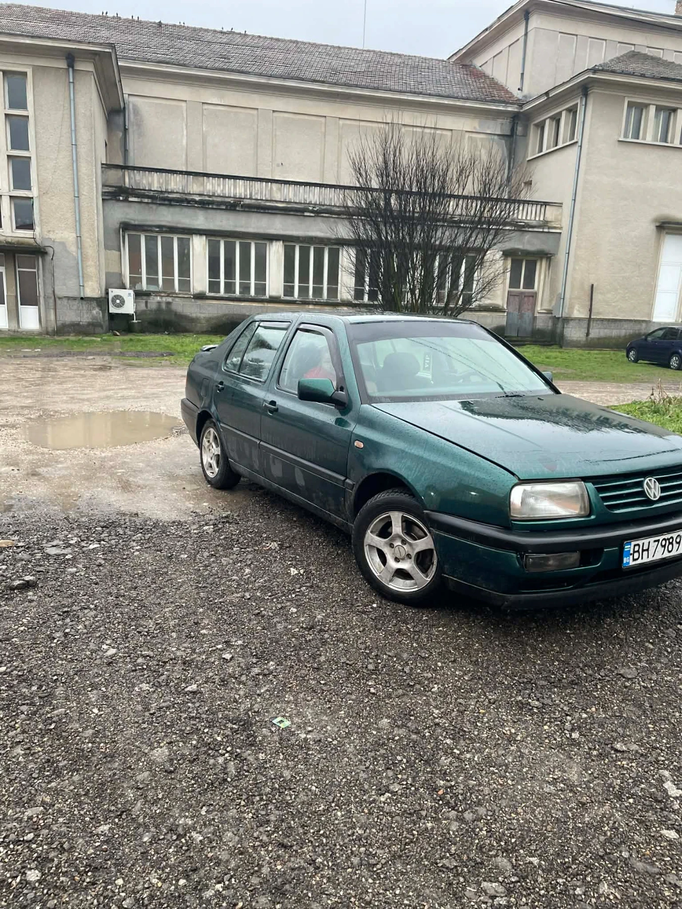 VW Vento 1.9 tdi, снимка 8 - Автомобили и джипове - 53952263