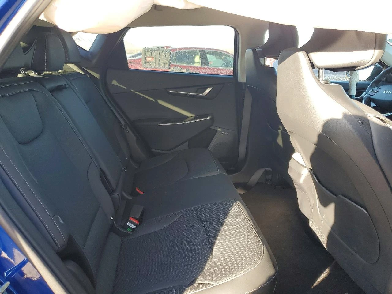 Kia EV6, снимка 10 - Автомобили и джипове - 54618028
