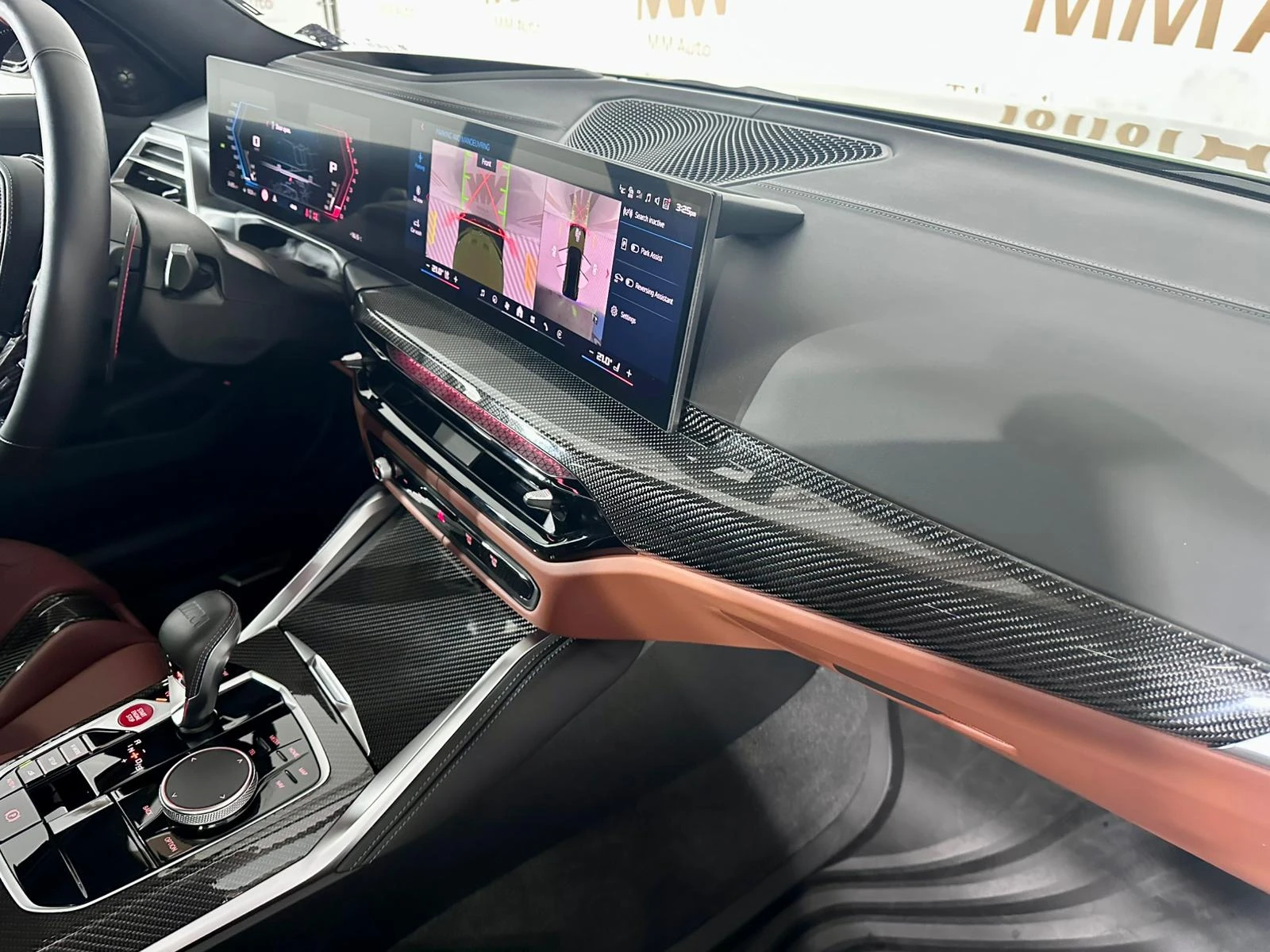 BMW M3 Comp. xDr. Touring* Carbon* Bucket* HuD* Гаранция, снимка 11 - Автомобили и джипове - 54642921
