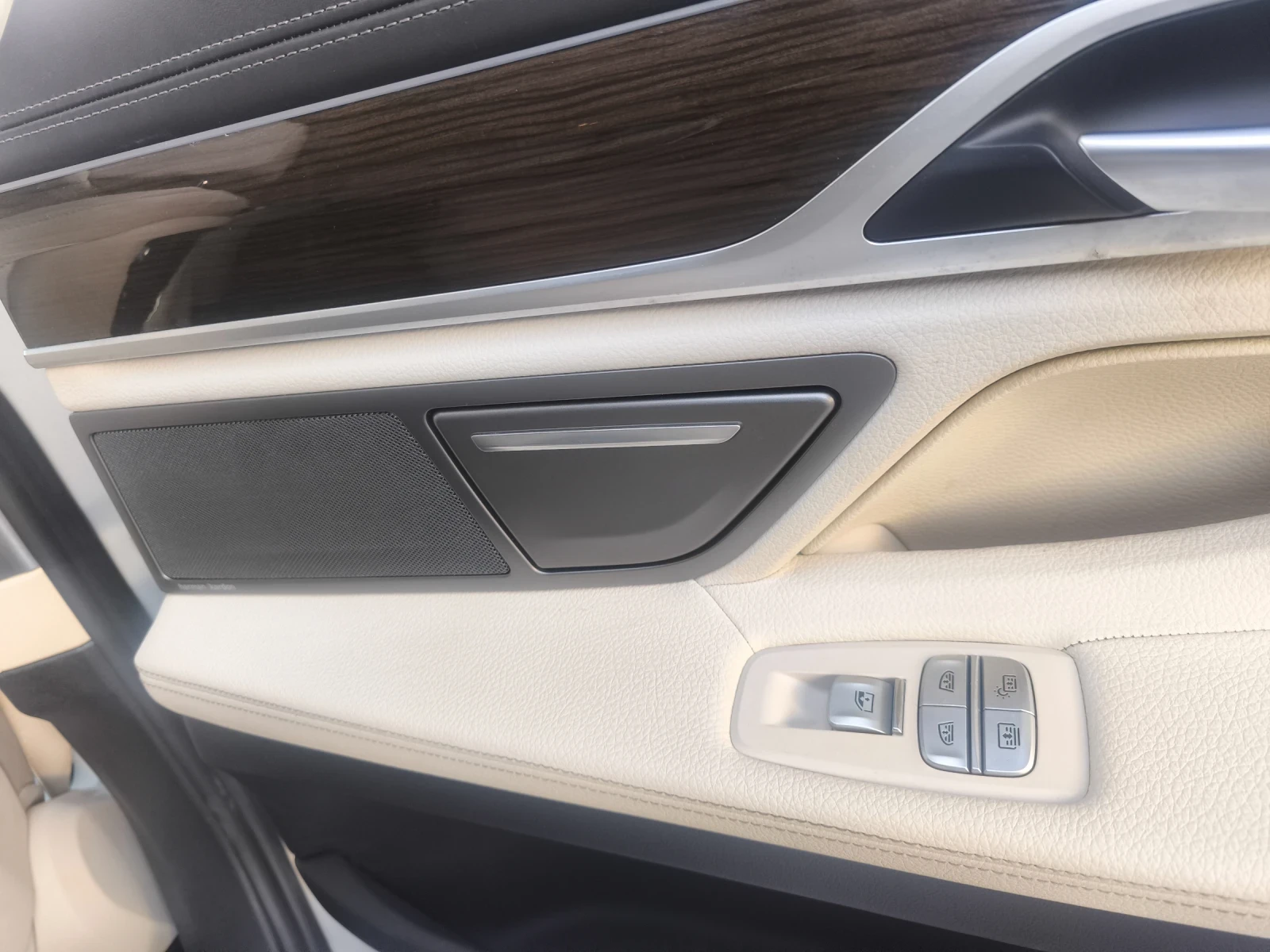 BMW 740 3.0 B58, снимка 8 - Автомобили и джипове - 54671074