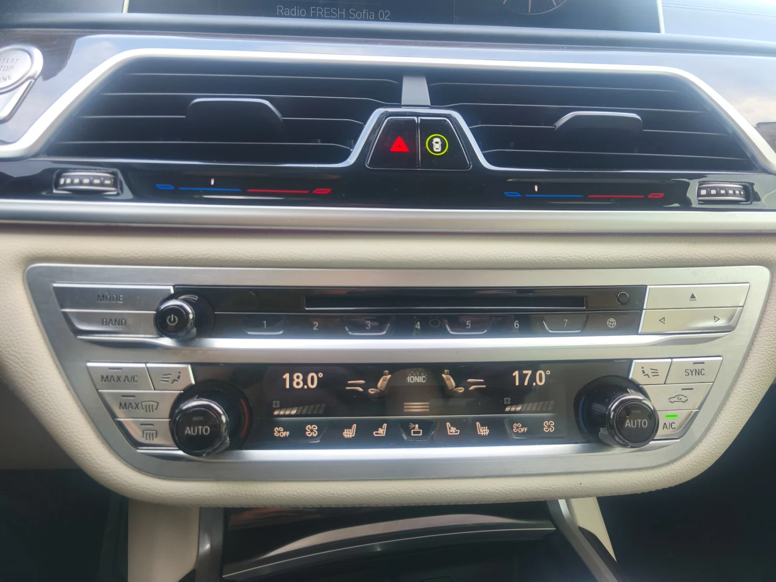 BMW 740 3.0 B58, снимка 12 - Автомобили и джипове - 54671074