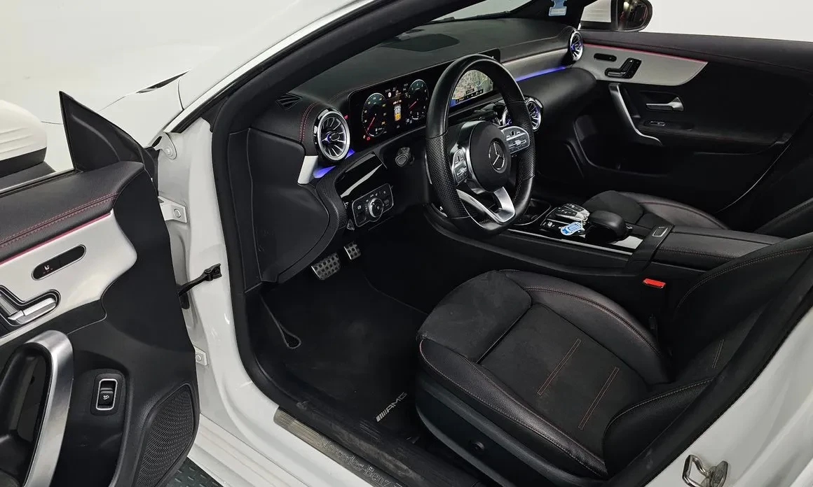 Mercedes-Benz CLA 250 4MATIC/AMG LINE/PANORAMA/360CAM/, снимка 10 - Автомобили и джипове - 55220191
