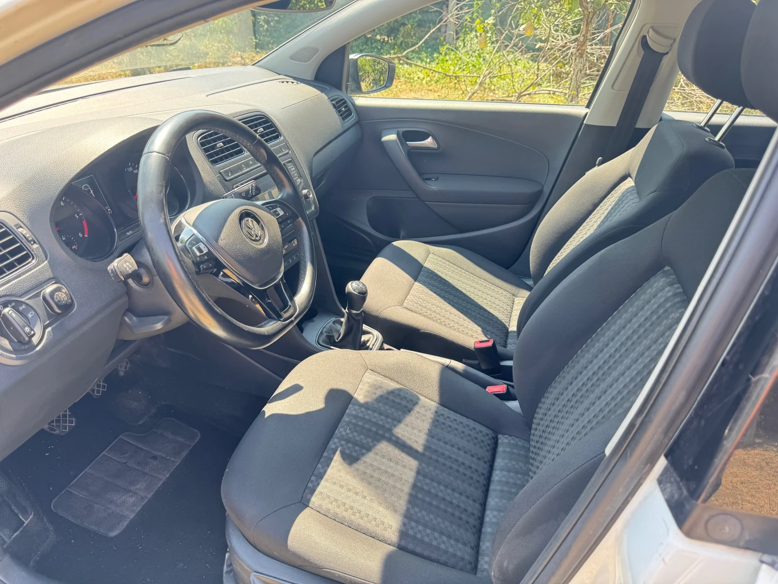 VW Polo Full led, снимка 7 - Автомобили и джипове - 55571304