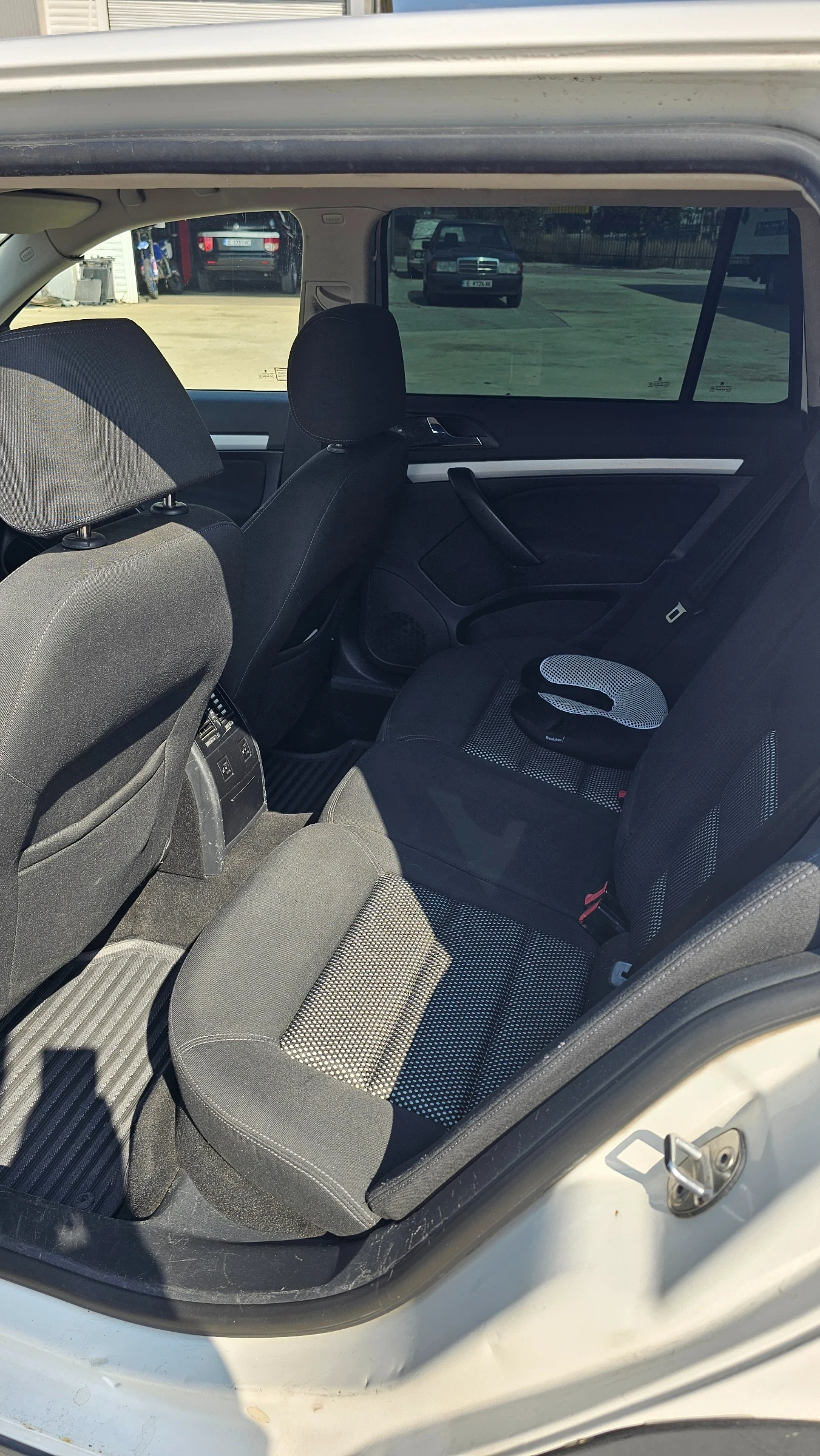 Skoda Octavia Scout, снимка 8 - Автомобили и джипове - 56163330
