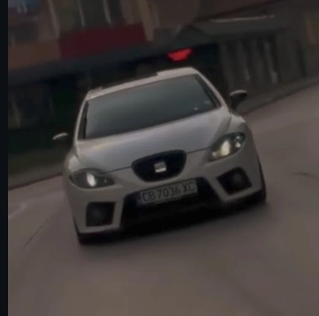 Seat Leon Fr, снимка 6 - Автомобили и джипове - 56355173