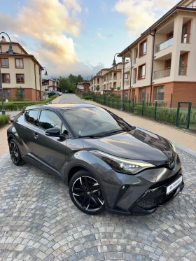Toyota C-HR GR SPORT - 10Г. ГАРАНЦИЯ - БЕЗ ПРЕДИШНИ ИНЦИДЕНТИ, снимка 2