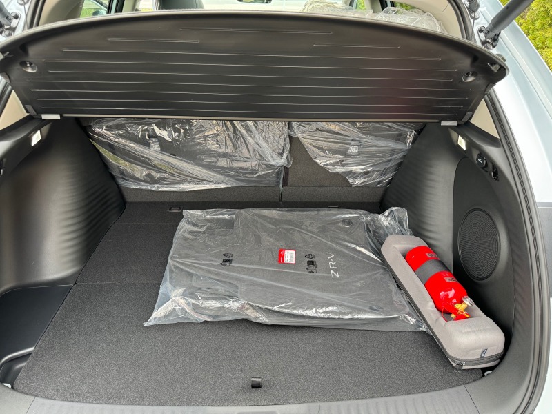 Honda ZR-V 2.0eHEV ADVANCE  Hybrid с вкл.Цвят , снимка 13 - Автомобили и джипове - 43491859