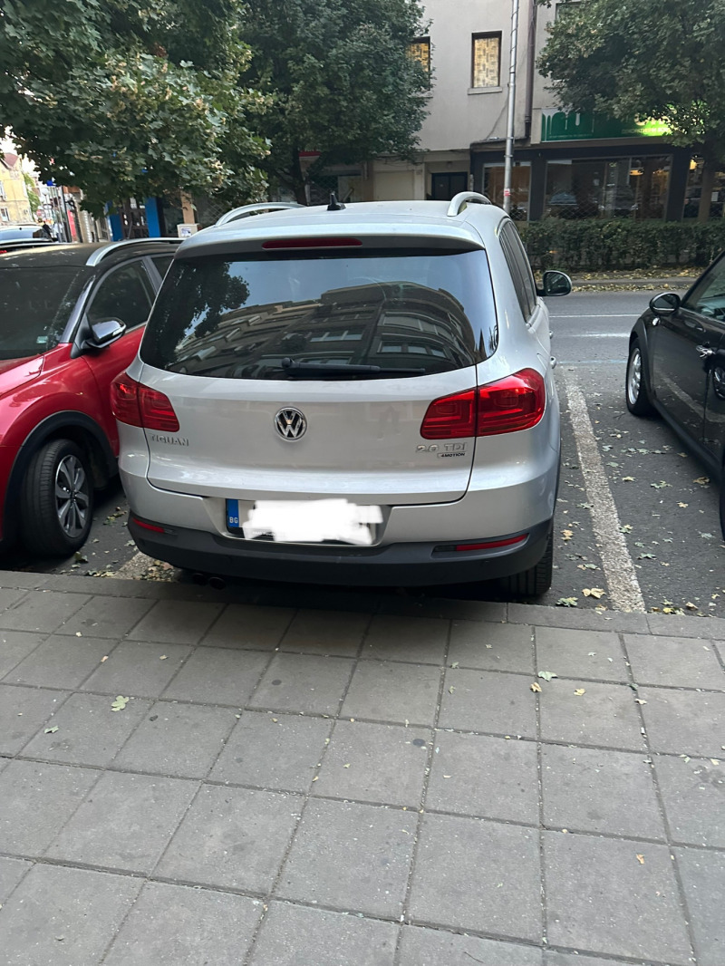 VW Tiguan, снимка 4 - Автомобили и джипове - 45768440