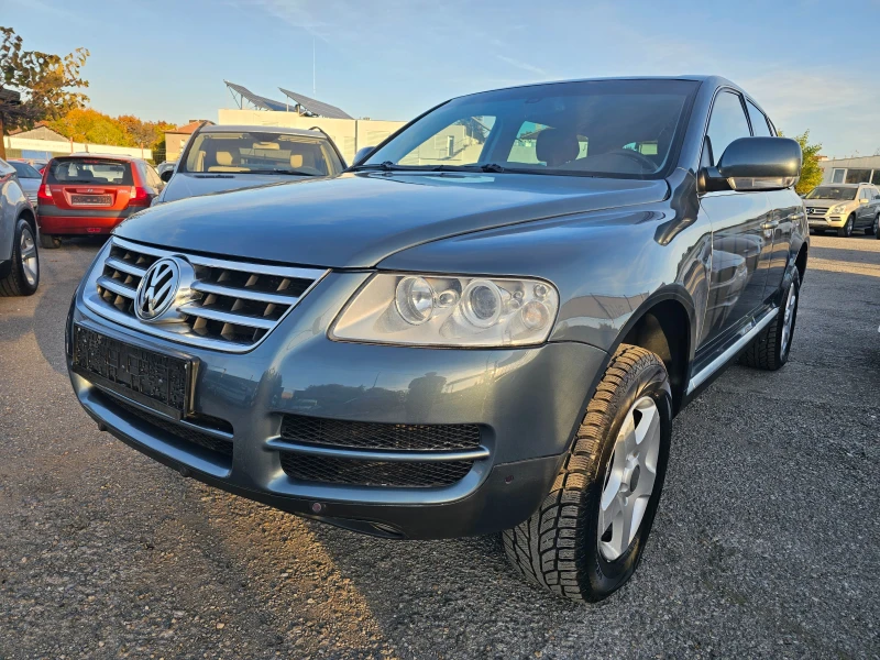 VW Touareg 3.0TDI, снимка 2 - Автомобили и джипове - 48175471