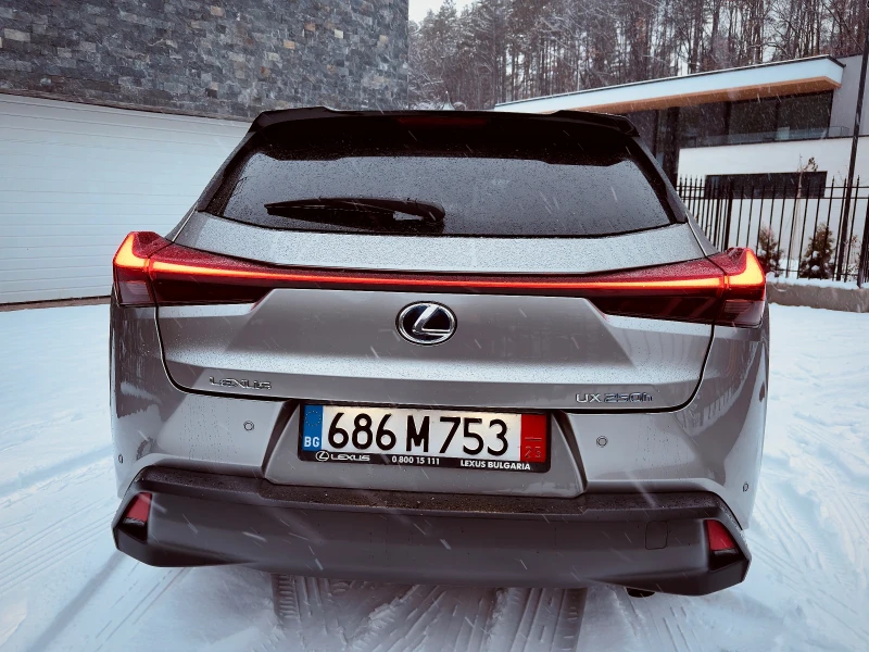 Lexus UX 250h 10г ГАРАНЦИЯ / Hybrid /БЕЗ ИНТЕРВЕНЦИИ/ ЕВРОПЕЙСКА, снимка 5 - Автомобили и джипове - 48915666