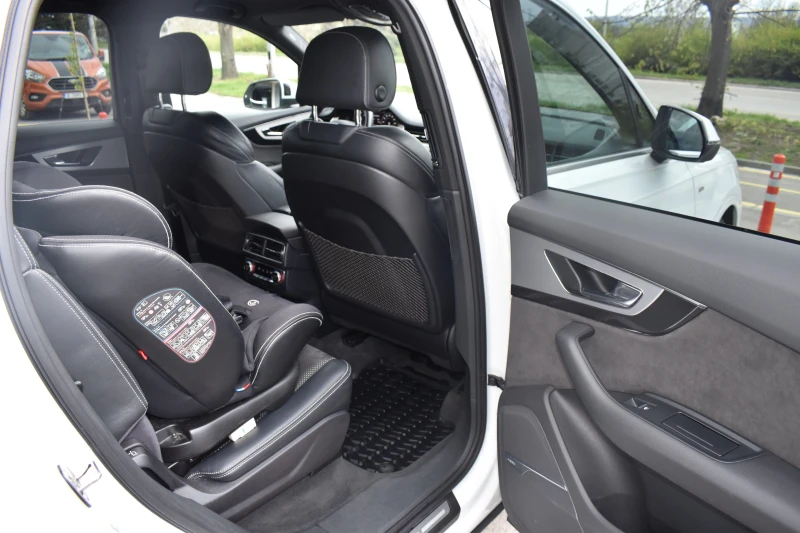 Audi Q7 3.0TDI S-LINE* MATRIX* DIGITAL* ЗАВИВАЩ ЗАДЕН МОСТ, снимка 15 - Автомобили и джипове - 52555573