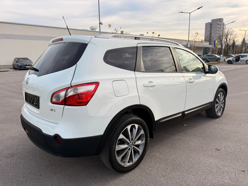 Nissan Qashqai 2.0DCI* 4x4* FULL* 7-места* , снимка 4 - Автомобили и джипове - 52393703