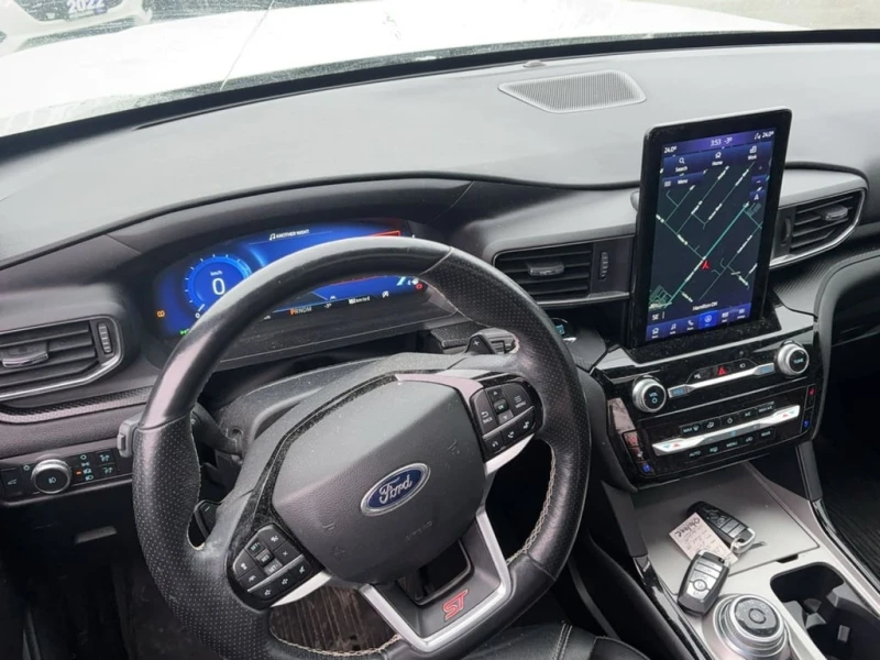 Ford Explorer * ST * CARFAX * БЕЗ ПЪРВОНАЧАЛНА ВНОСКА, снимка 11 - Автомобили и джипове - 52852387