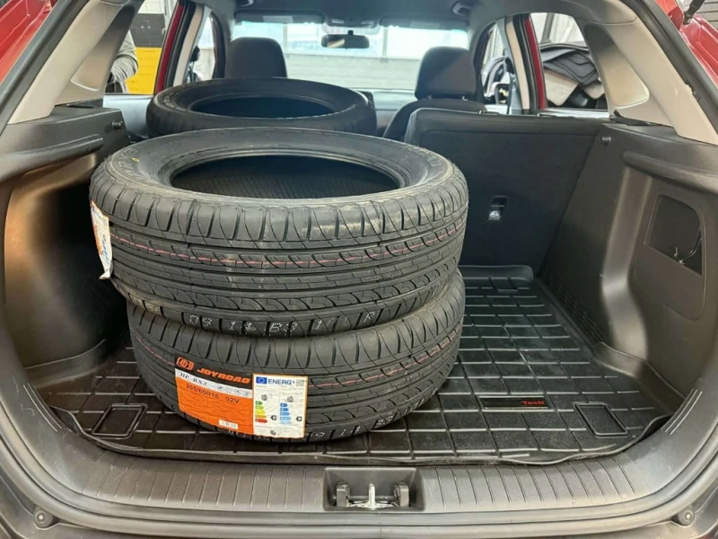 Hyundai Kona 2.0L Essential , снимка 11 - Автомобили и джипове - 53355613