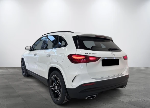 Mercedes-Benz GLA 200 4Matic = AMG Line = Advanced Plus Гаранция - изображение 3