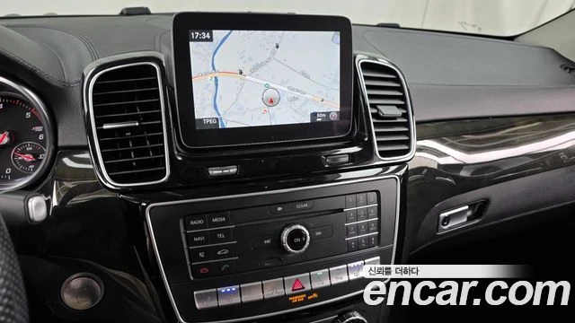 Mercedes-Benz GLS 350, снимка 14 - Автомобили и джипове - 56089255