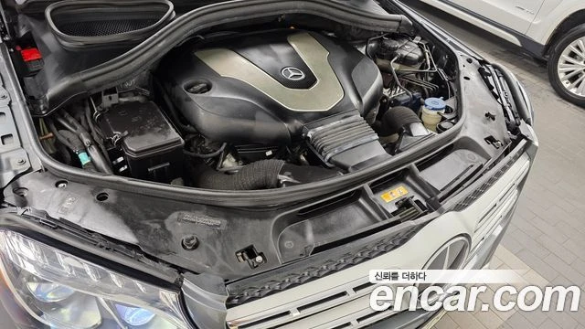 Mercedes-Benz GLS 350, снимка 6 - Автомобили и джипове - 56089255