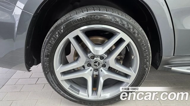 Mercedes-Benz GLS 350, снимка 5 - Автомобили и джипове - 56089255