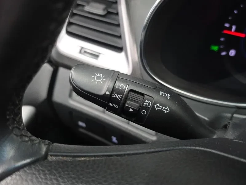 Hyundai Santa fe 2.0 CRDi 4WD - САМО 30% АВАНС, снимка 16 - Автомобили и джипове - 56159037