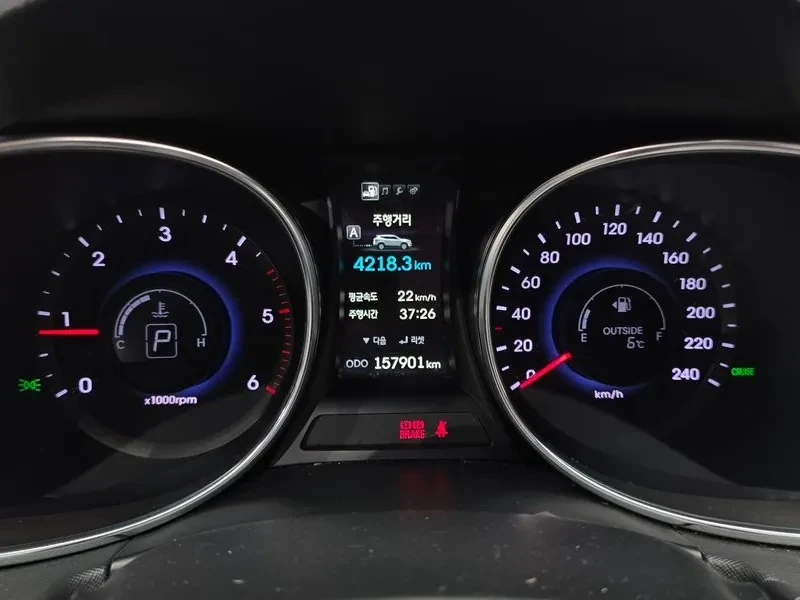 Hyundai Santa fe 2.0 CRDi 4WD - САМО 30% АВАНС, снимка 8 - Автомобили и джипове - 56159037