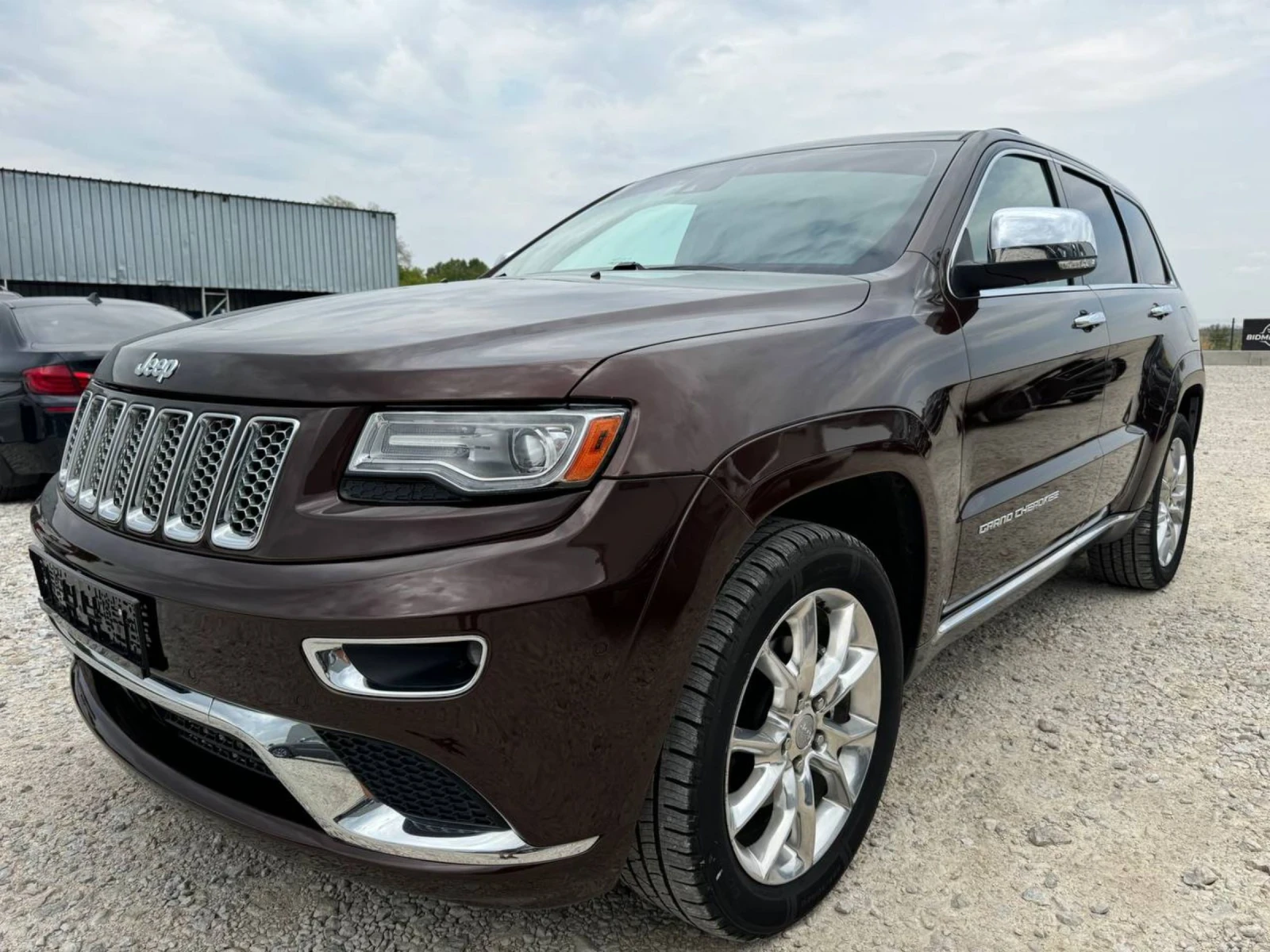 Jeep Grand cherokee 2014 Grand Cherokee Summit 3.6 - изображение 2