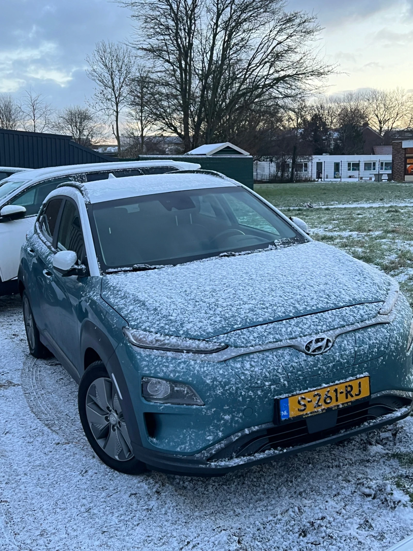 Hyundai Kona Electric 64kW 204hp - изображение 2