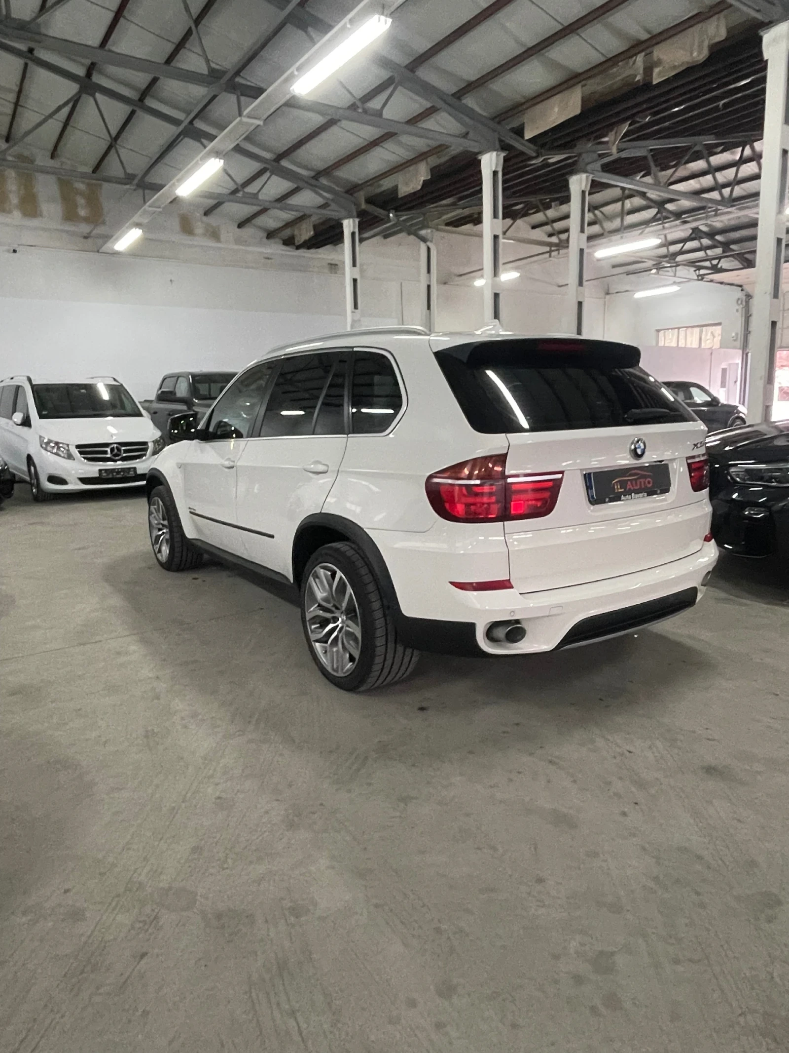 BMW X5 4.0D/Mpak/ панорама/ вакум/камера/подгрев/ФУЛЛ!!! - изображение 6