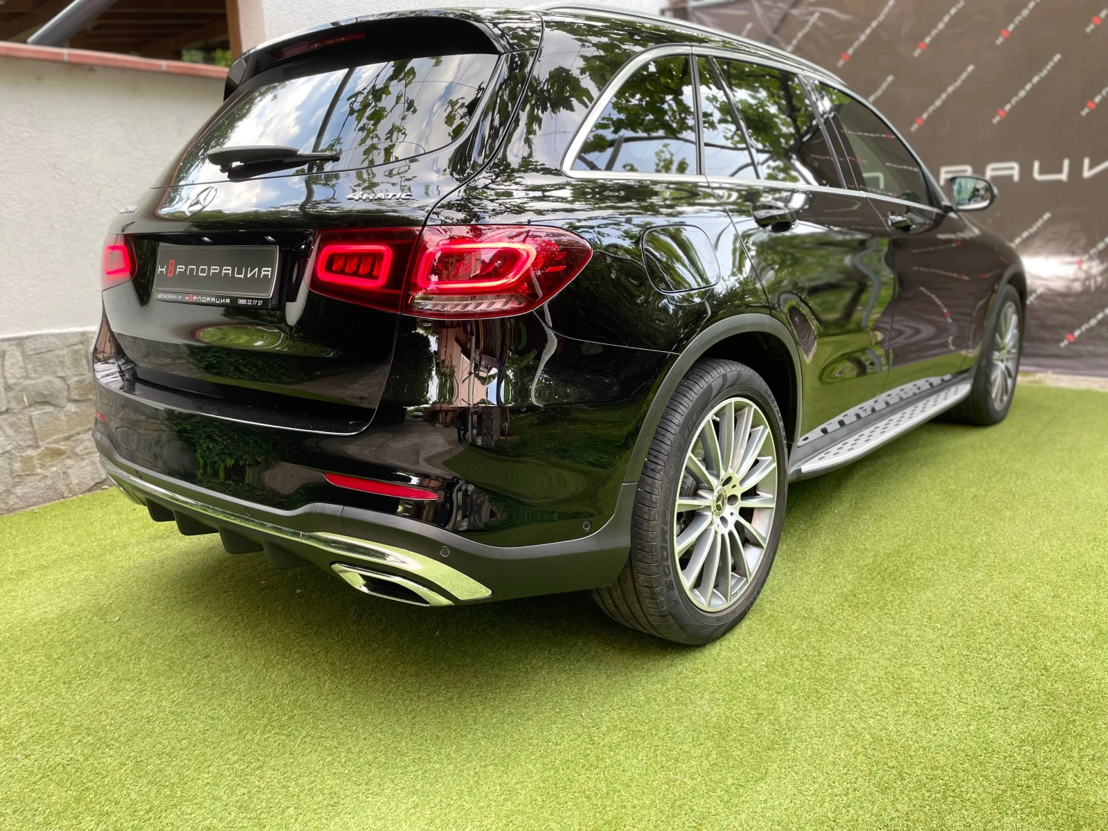 Mercedes-Benz GLC 220 AMG* FACELIFT* СЕРВИЗНА ИСТОРИЯ*  - изображение 5