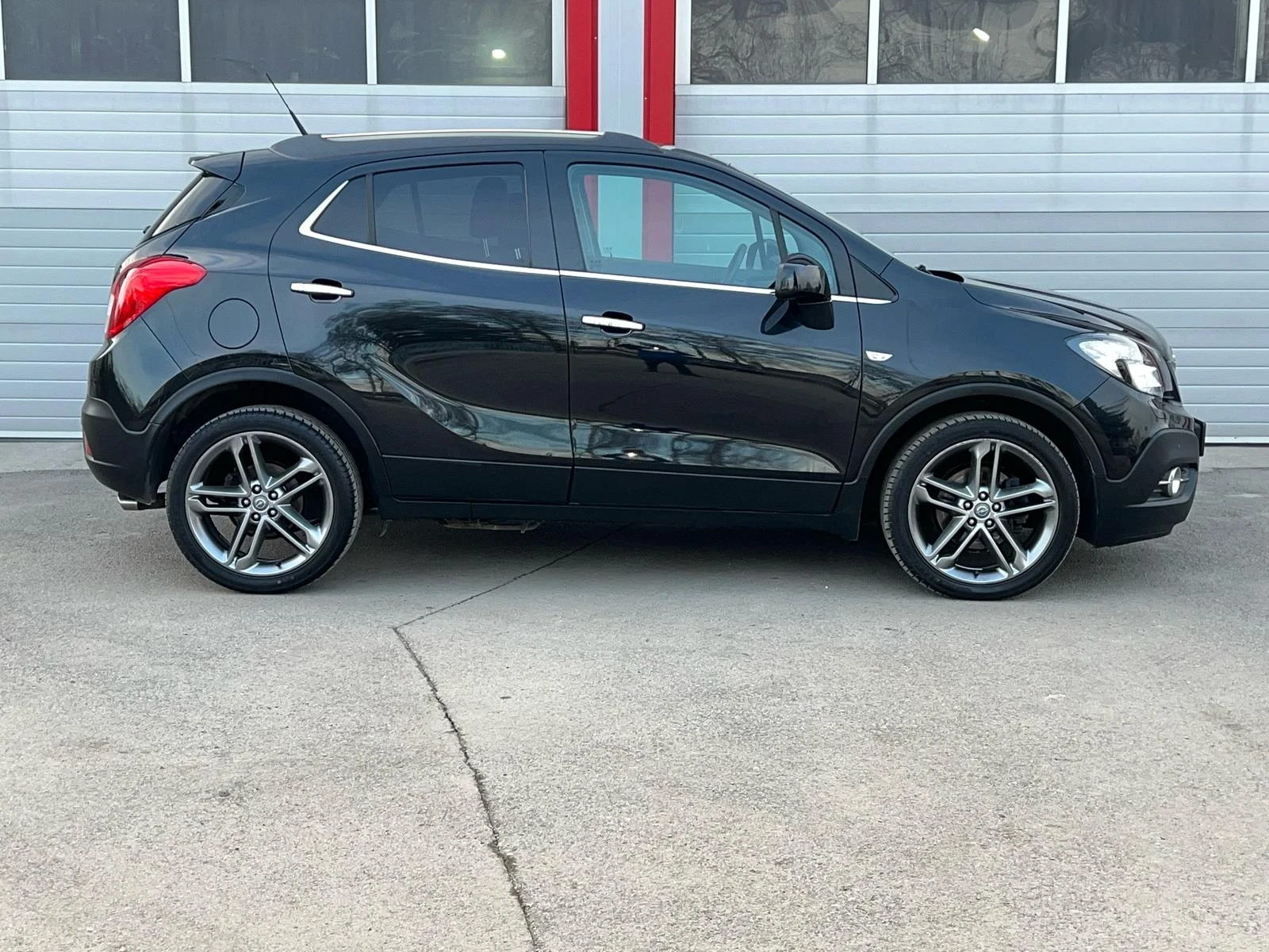 Opel Mokka 1.7CDTI 4X4 NAVI KLIMATRONIK 6-СКОРОСТИ EVRO 5B - изображение 7