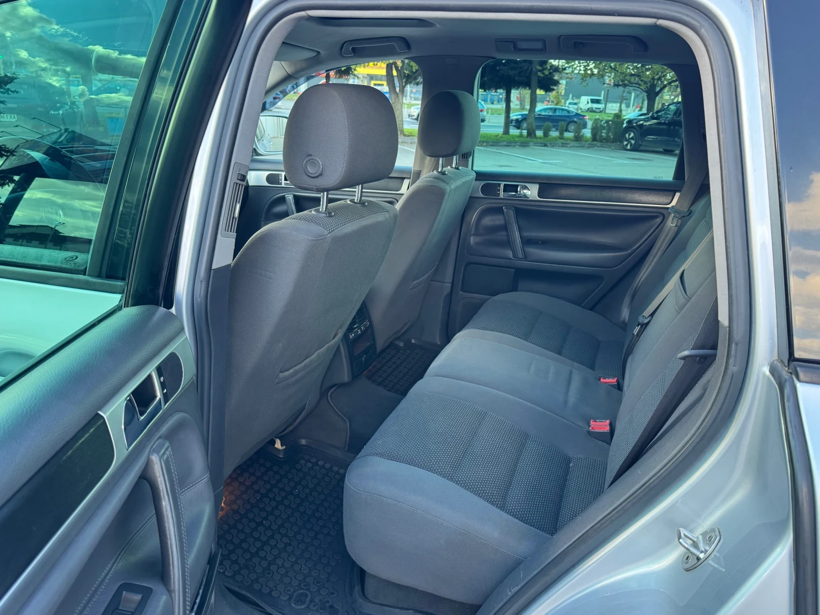 VW Touareg  - изображение 9