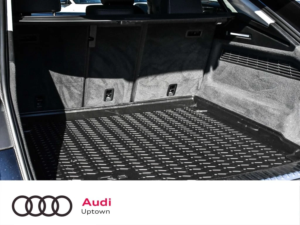 Audi Q8 * Premium * CARFAX * ���������* 360*  | Mobile.bg � ����������� 16