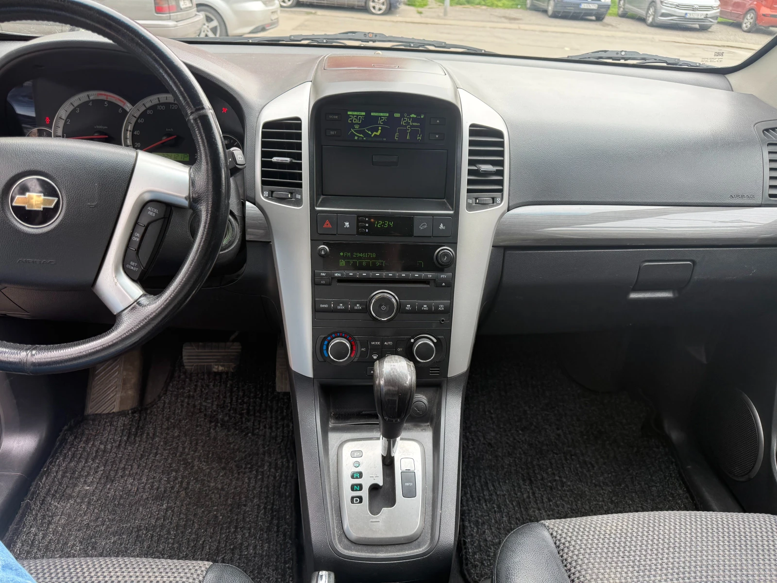Chevrolet Captiva, снимка 7 - Автомобили и джипове - 54409176