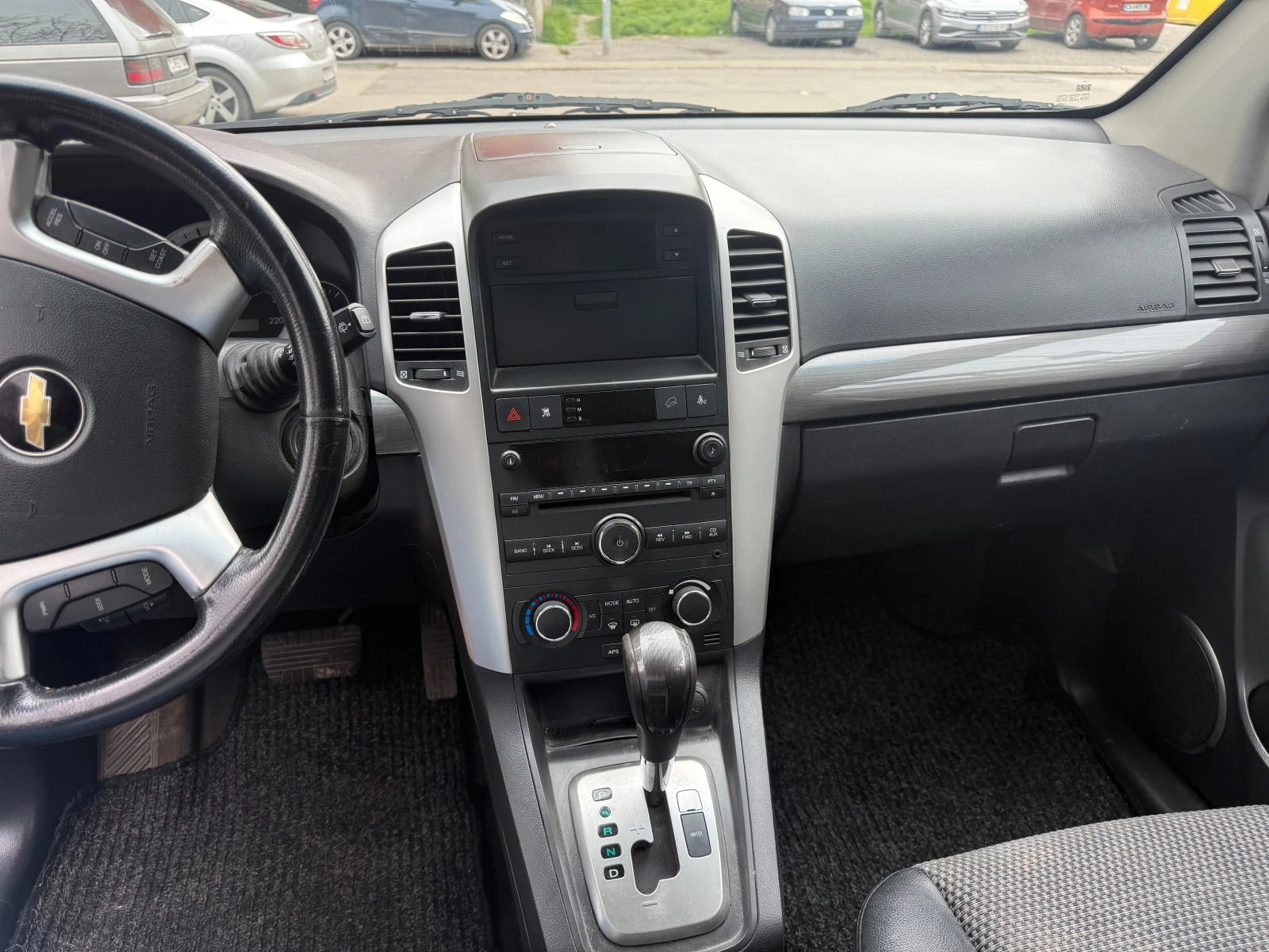 Chevrolet Captiva, снимка 5 - Автомобили и джипове - 54409176